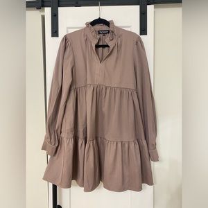 En saison taupe babydoll long sleeve dress